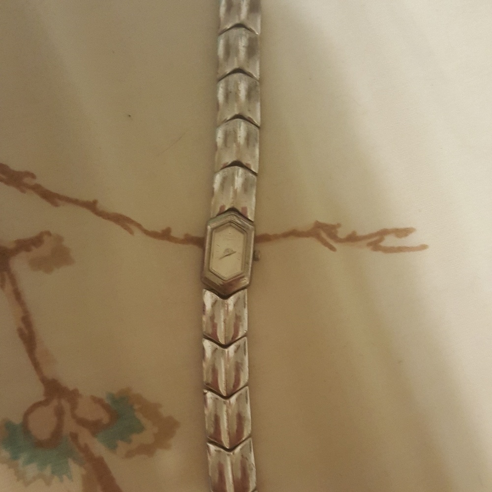 Citizen Watch - Picture 3 of 4